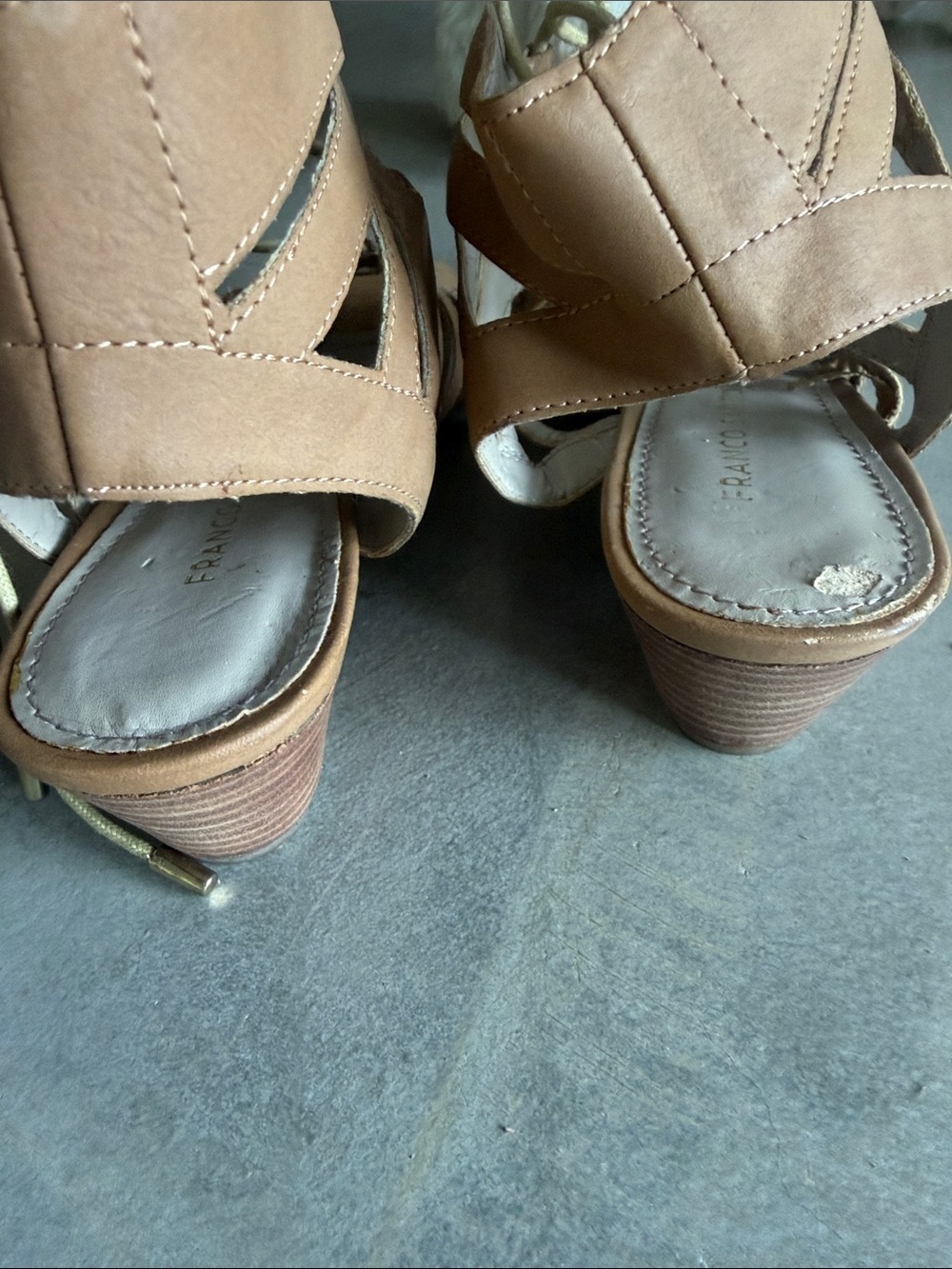 Franco Sarto Women’s Tan Lace-Up Cutout Wedge Sandals size 10 - Picture 8 of 9